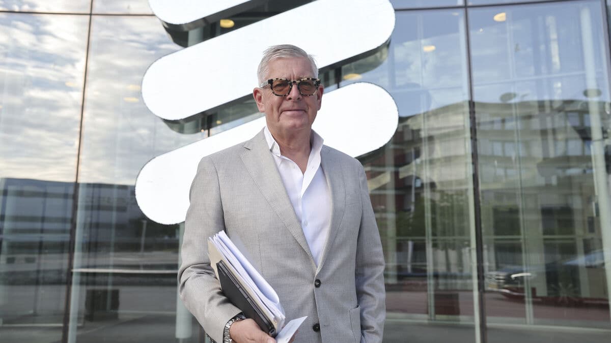 Ericsson CEO Börje Ekholm says Europe is in a shitty neighborhood as stock falls after weak quarterly report
