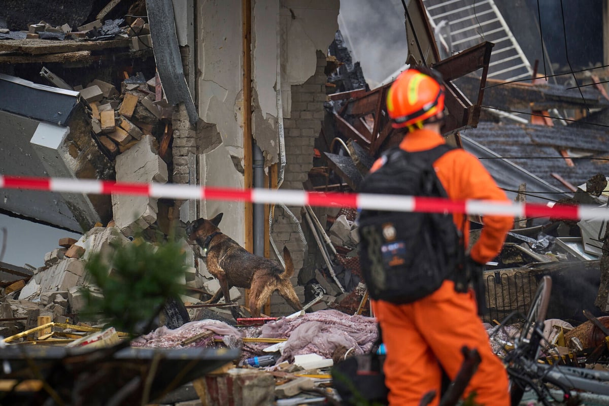 Three arrested after deadly explosion in The Hague