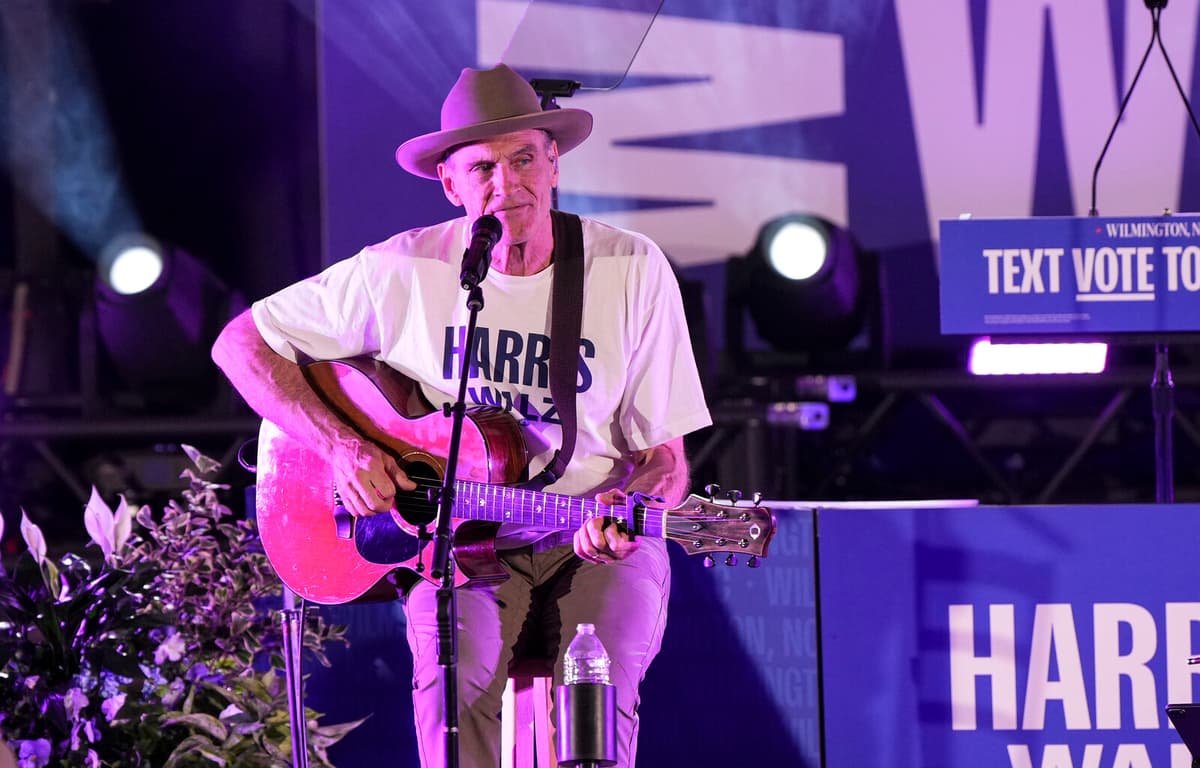 James Taylor's Song Treasure Becomes a New Musical