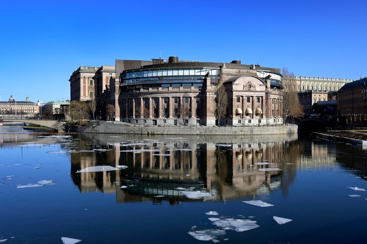 Lobbyist Register Proposal for Political Contacts in Sweden