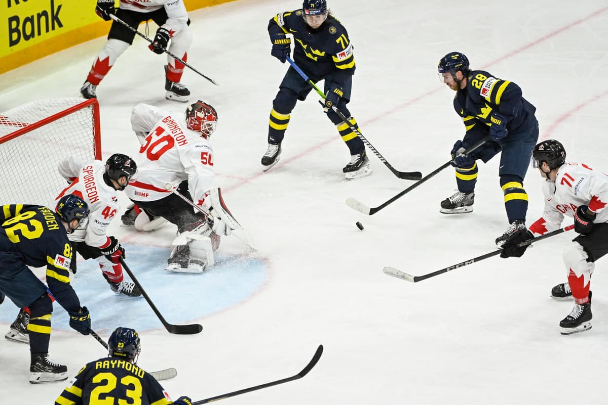 Elias Lindholm Criticizes Sweden's Sluggish Play in Loss to Canada