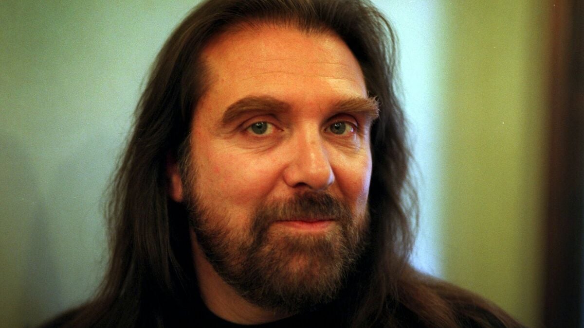 Dr. Hook frontman Dennis Locorriere dies at 76