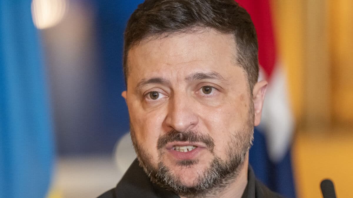 Zelenskyy warns of massive Russian attack overnight, urges more air defense aid