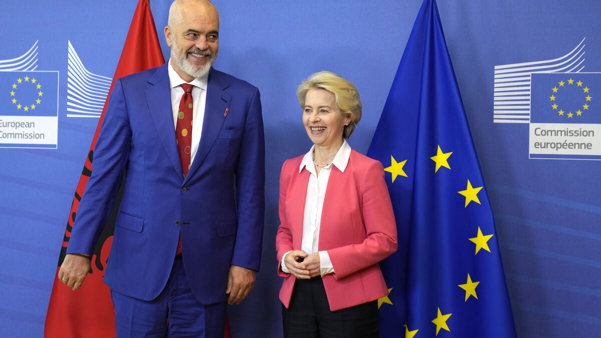 EU Weighs Fewer Vetoes and Less Power for New Members to Ease Enlargement