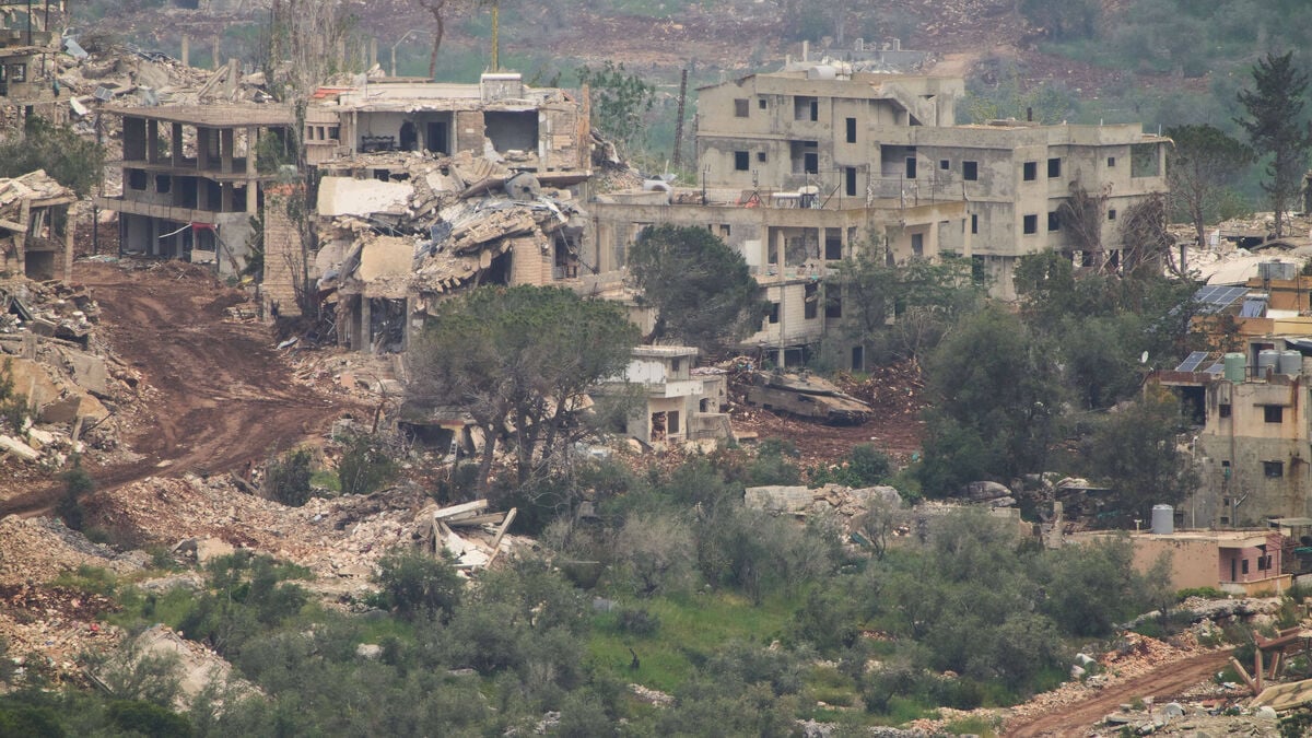 At least 12 killed in Israeli attacks in Lebanon