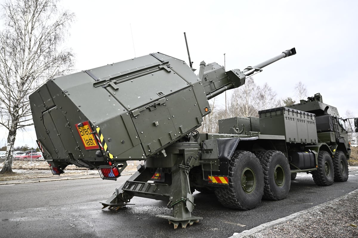 Sweden Orders Grenades Worth Five Billion Kronor for Archer System