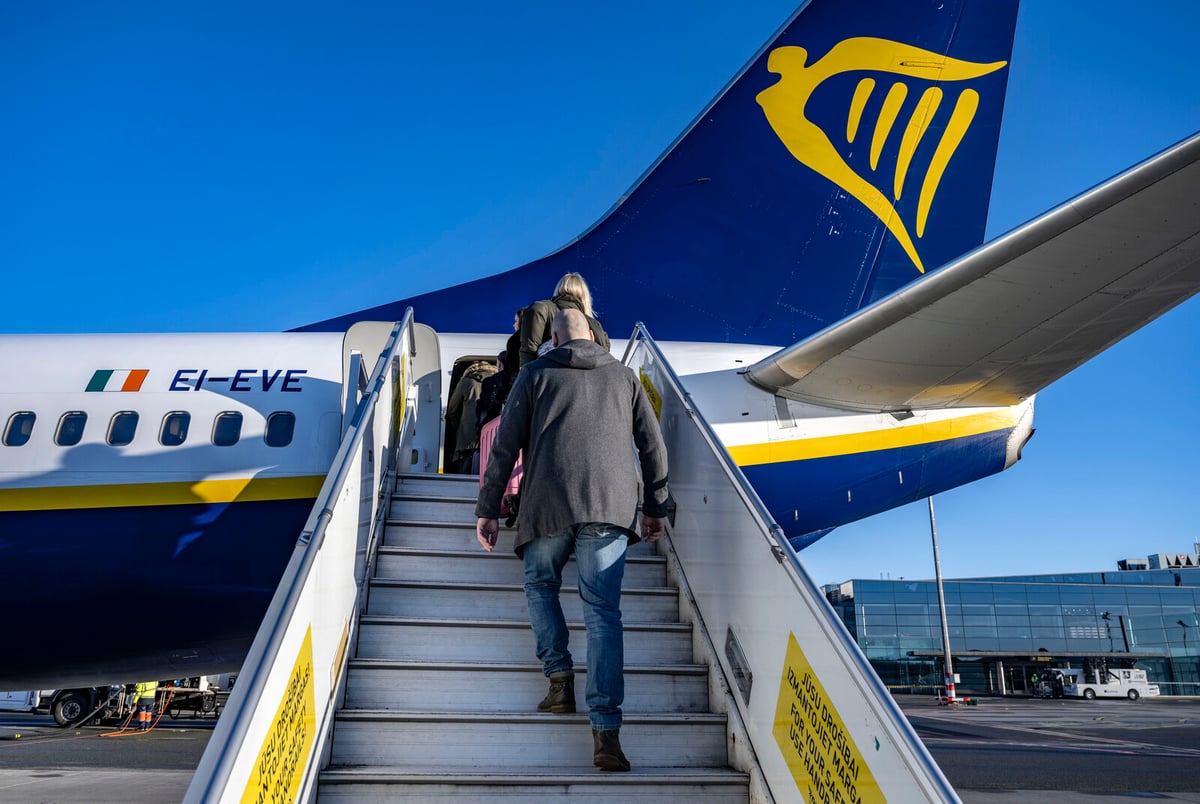 EU Orders France to Reclaim State Aid Given to Ryanair
