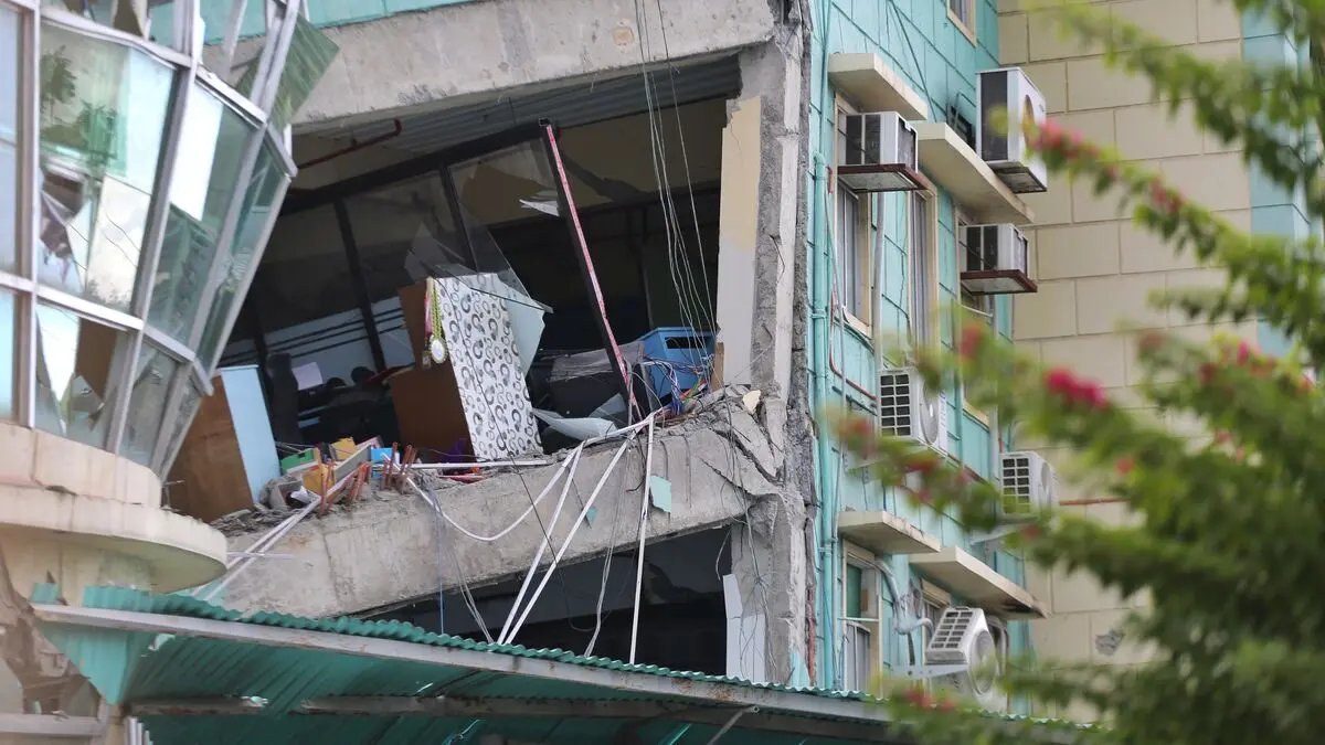Thousands homeless after magnitude 7.8 earthquake in Philippines