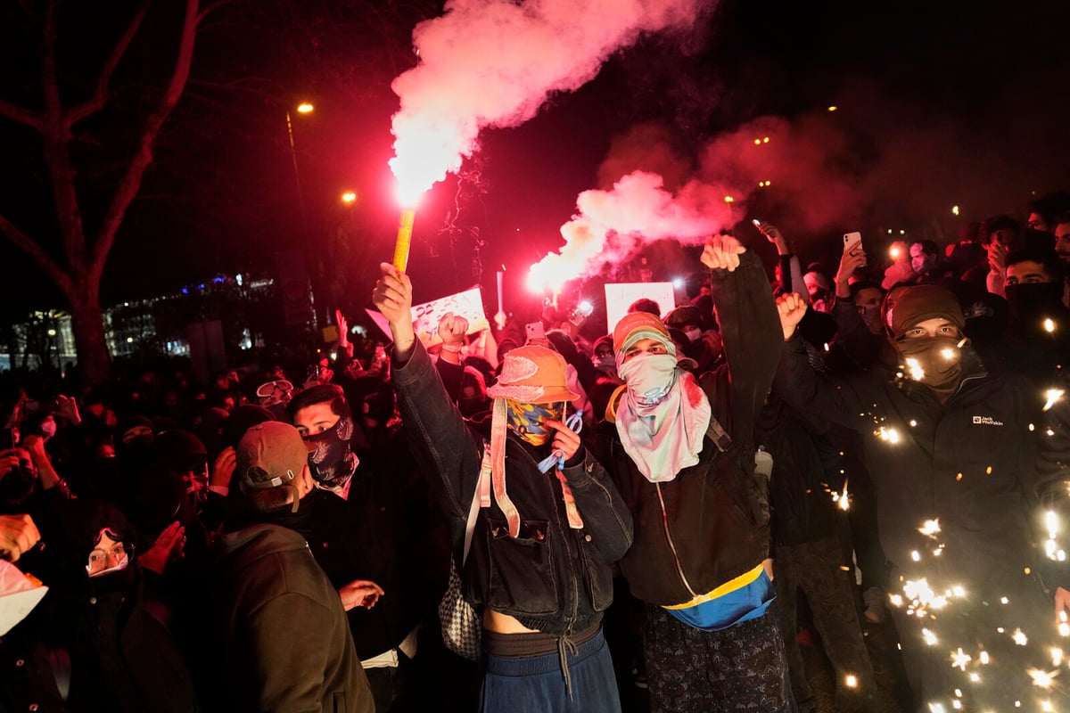 Massive Protests Erupt in Istanbul Over Mayor's Arrest