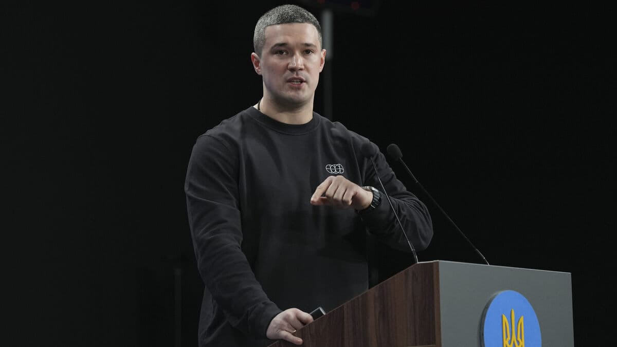 Two million Ukrainians avoid mobilization, Ukraine's defense minister says