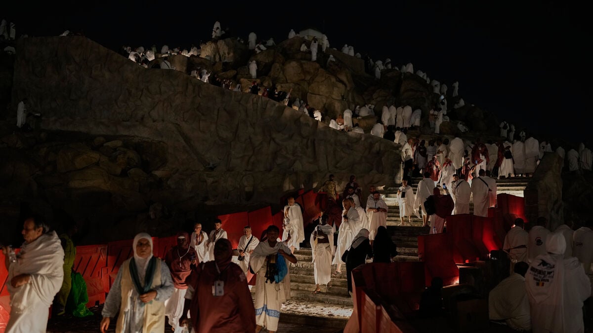 This year's Hajj held in scorching heat as temperatures reach 44 degrees Celsius in Mecca