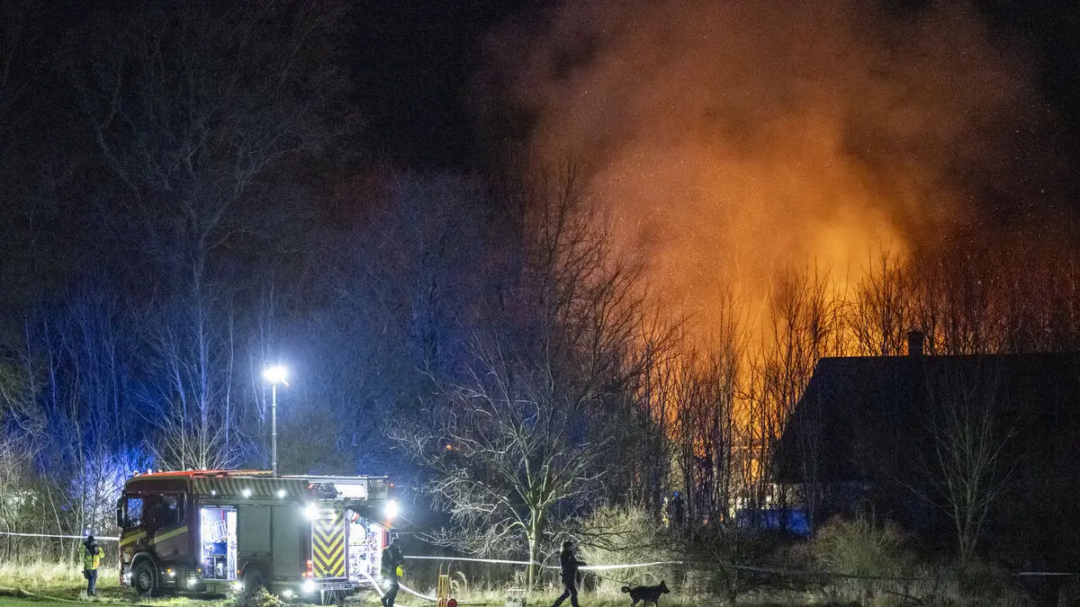 Fire on farm near Lund – house may burn down