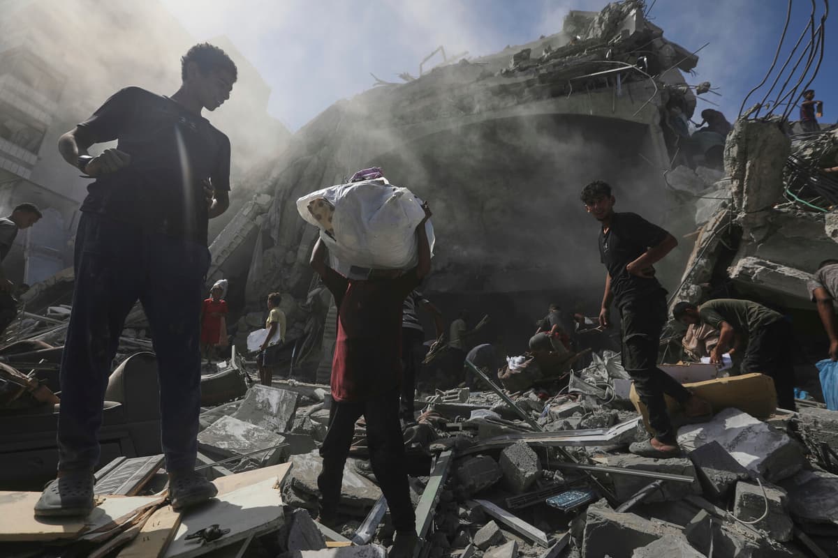 Gaza Conflict Escalates: At Least 87 Dead in Israeli Attacks
