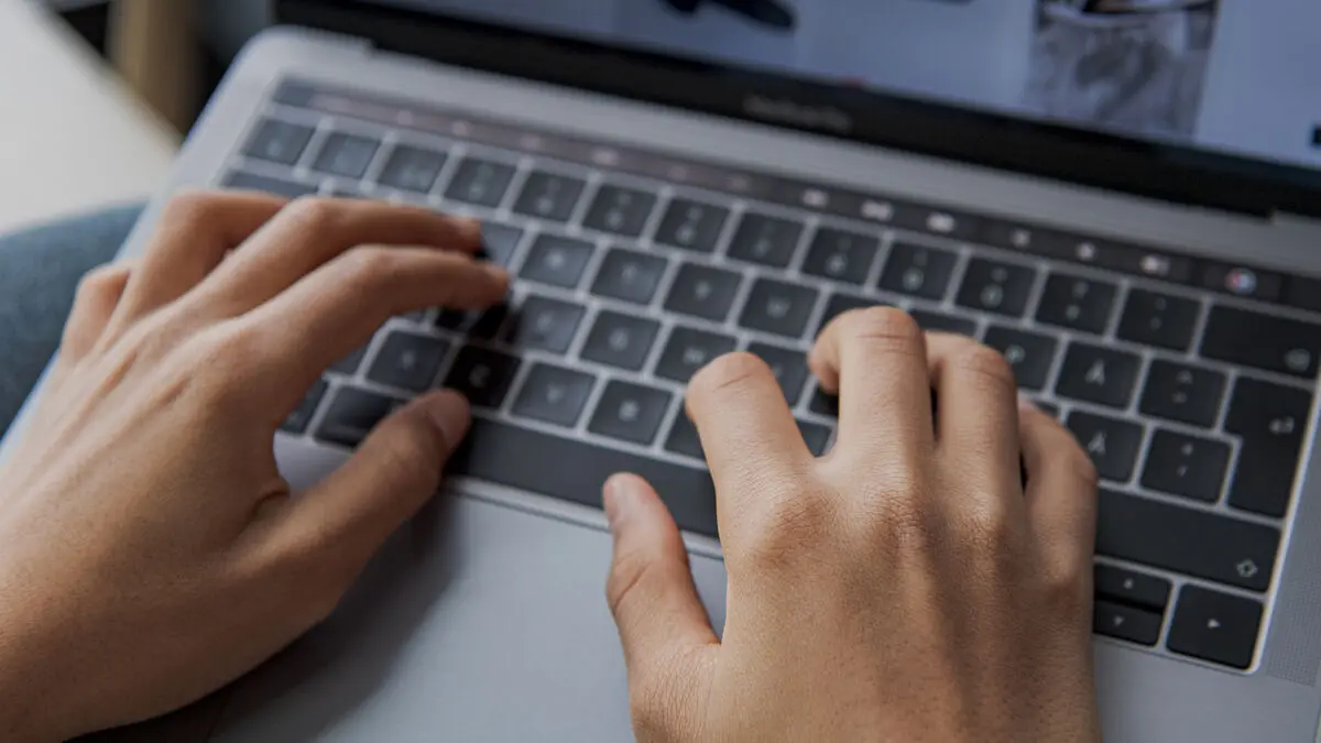 Strong November for e-commerce