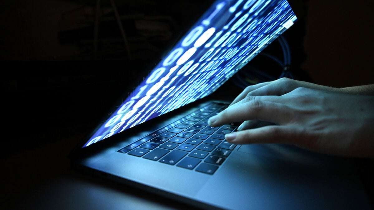 Fight AI with AI as new cyber threats hit Swedish organisations, expert says