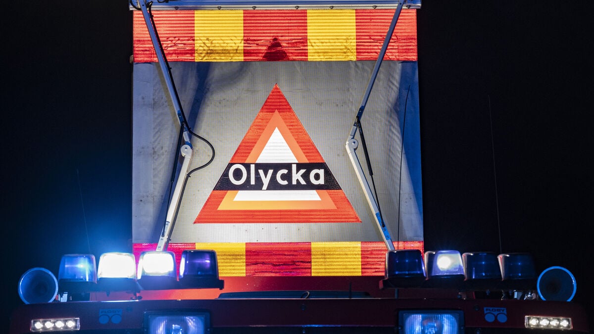 Man in his 70s dies after being hit by truck on Highway 70 outside Rättvik