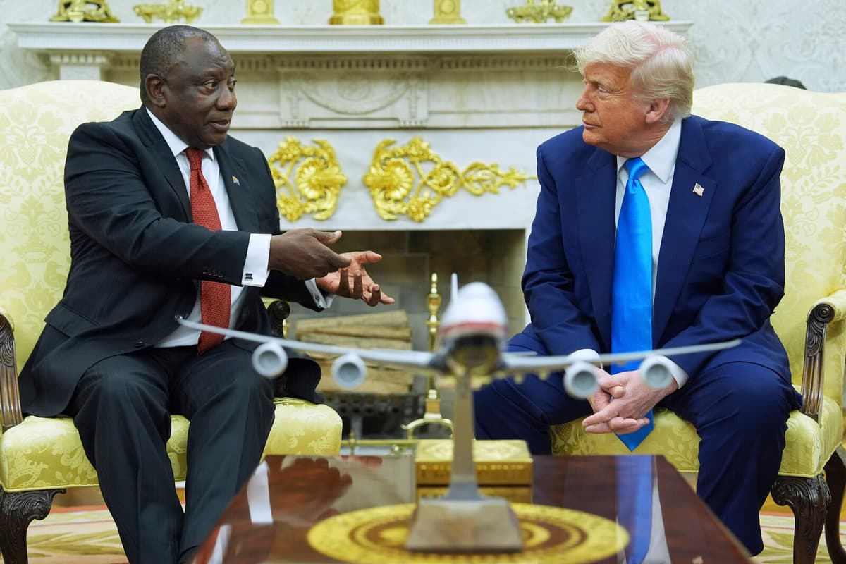 Trump Shows Video on Alleged Genocide to South Africa's Ramaphosa