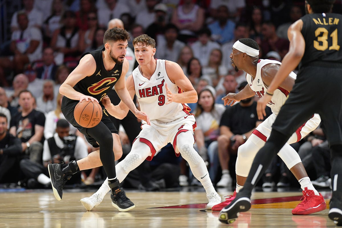 Cleveland Dominates Miami in Historic NBA Playoff Win
