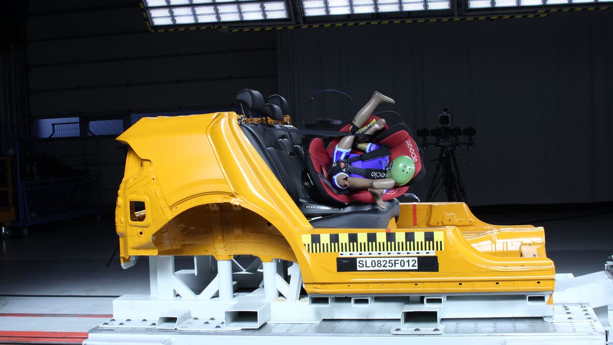 Child Car Seat Warning: Reecle 360 May Come Loose in Crash Test