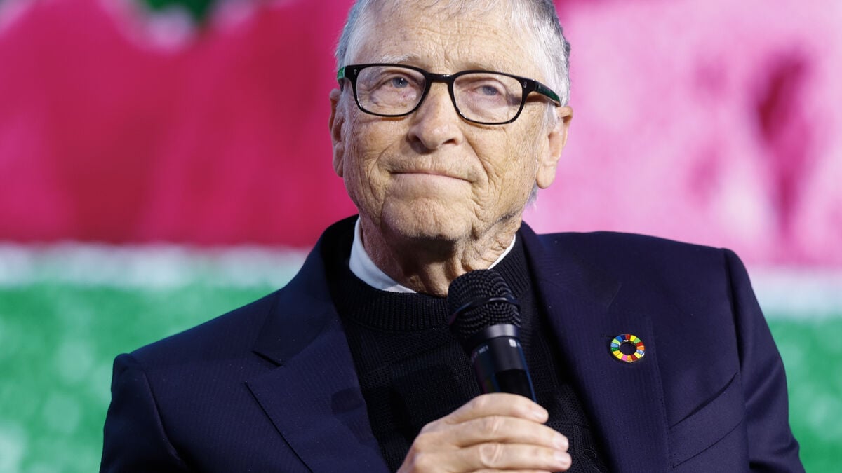 Bill Gates warns AI could be powerful enough to cause a billion deaths