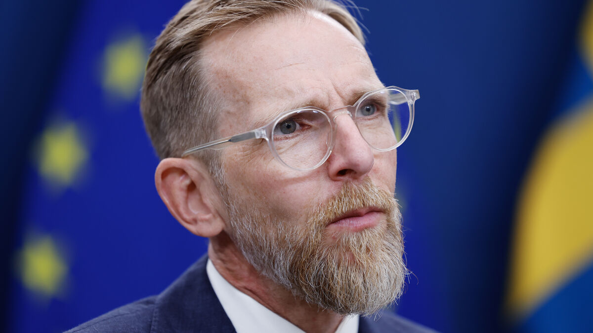 Swedish Sports Minister Condemns Decision to Allow Russia Into World Hockey Championships