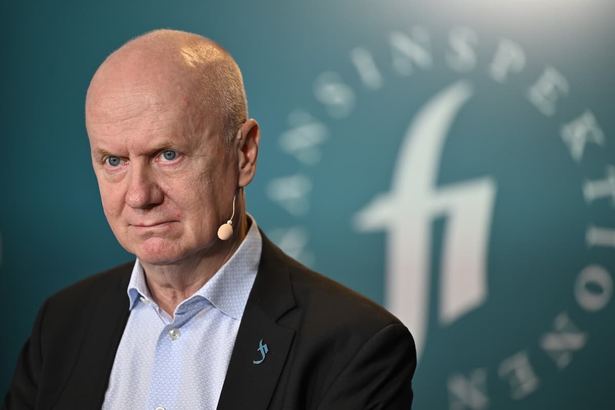 Financial Supervisory Authority Chief Daniel Barr to Step Down by Summer