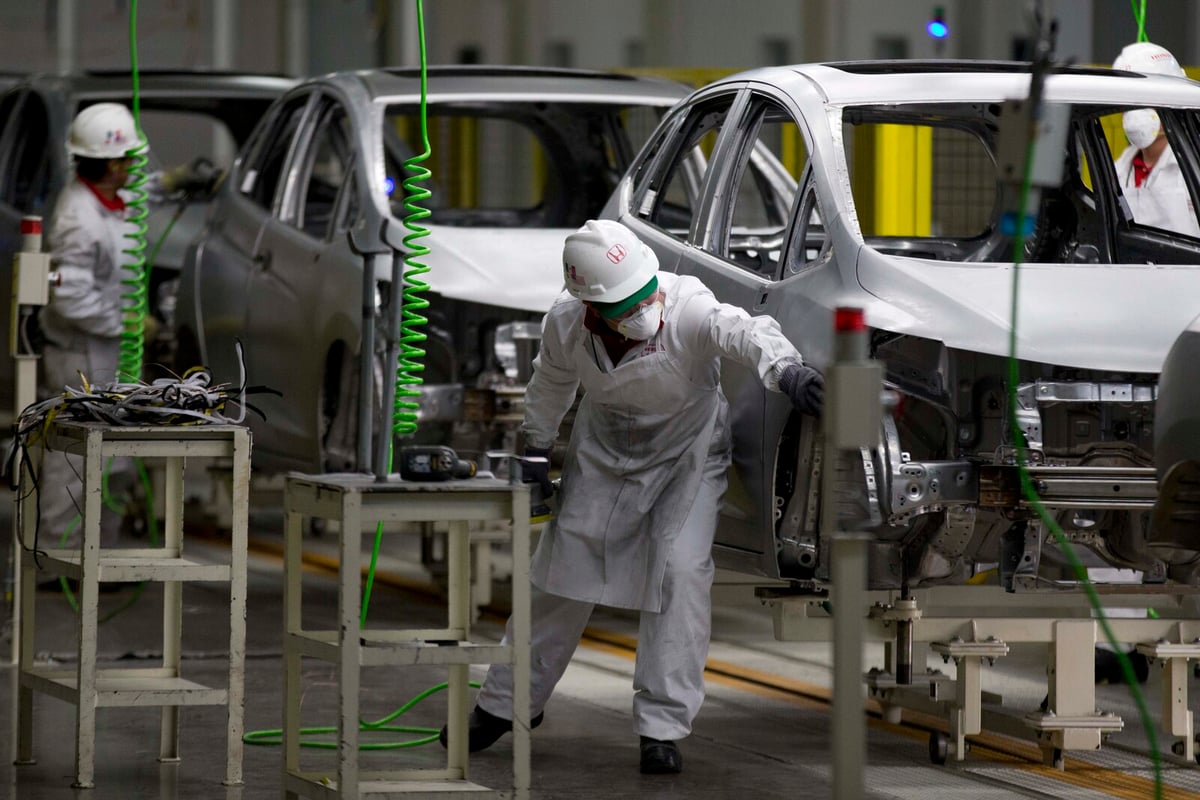 Trump's Tariff Plan Could Drive Up Car Costs, Impact US Market