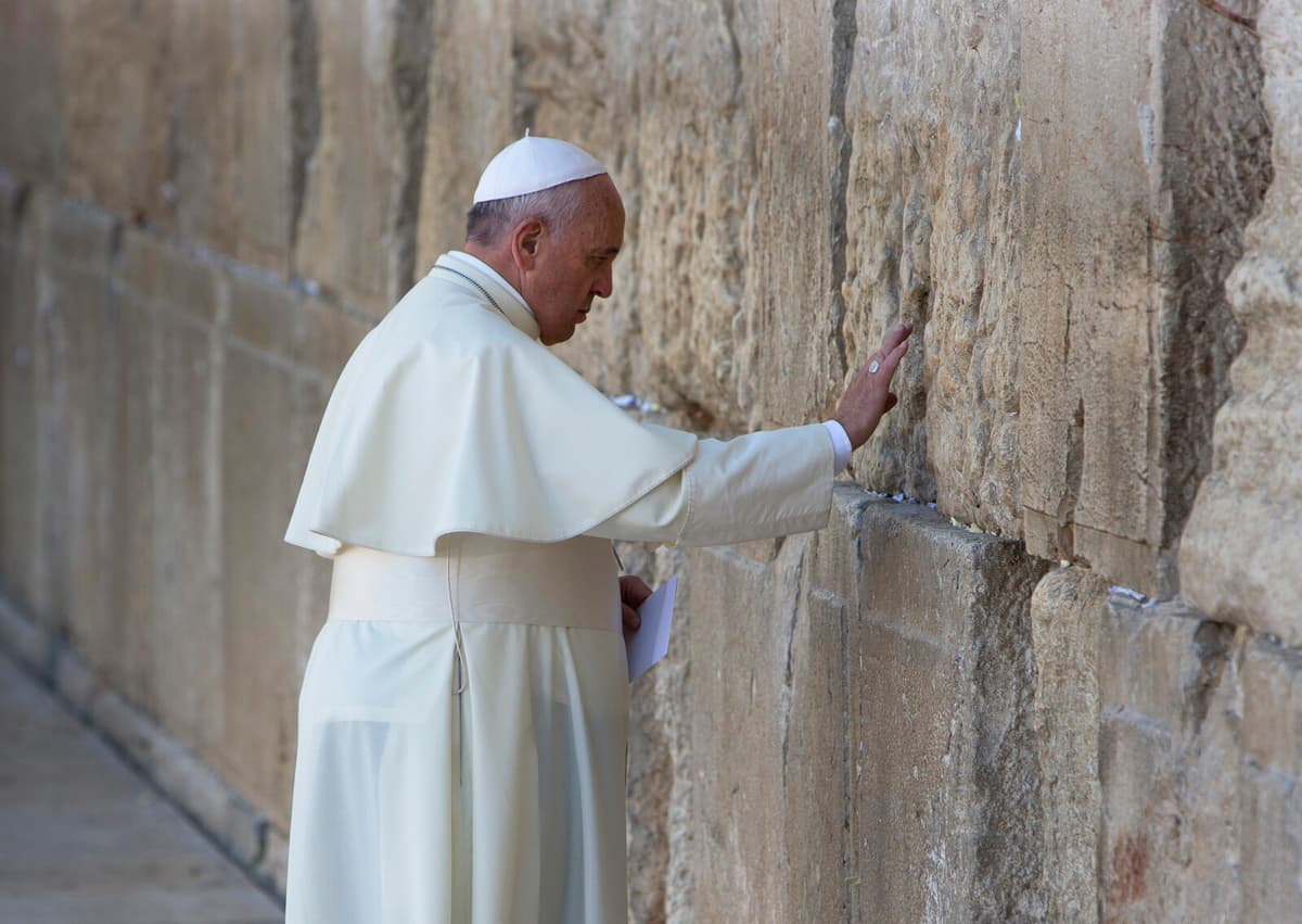 Israel Removes Condolences to Pope Francis from Social Media