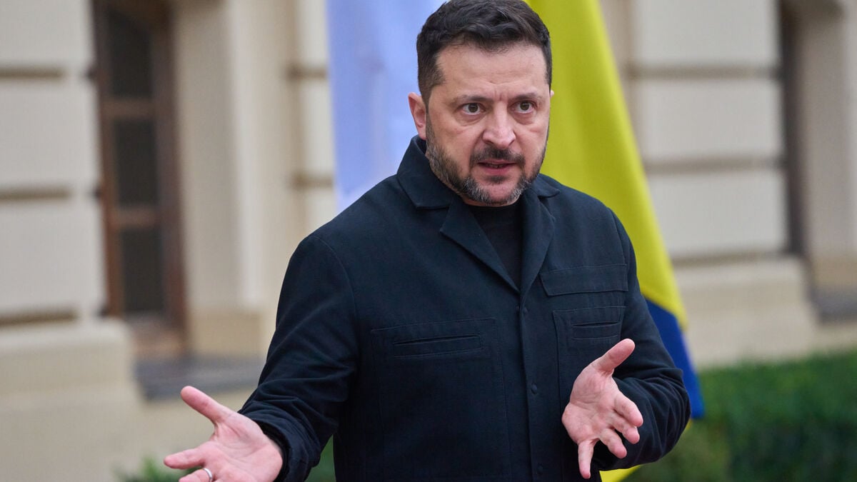 Ukraine Pauses Attacks on Russian Oil Refineries Amid US Pressure, Sources Say