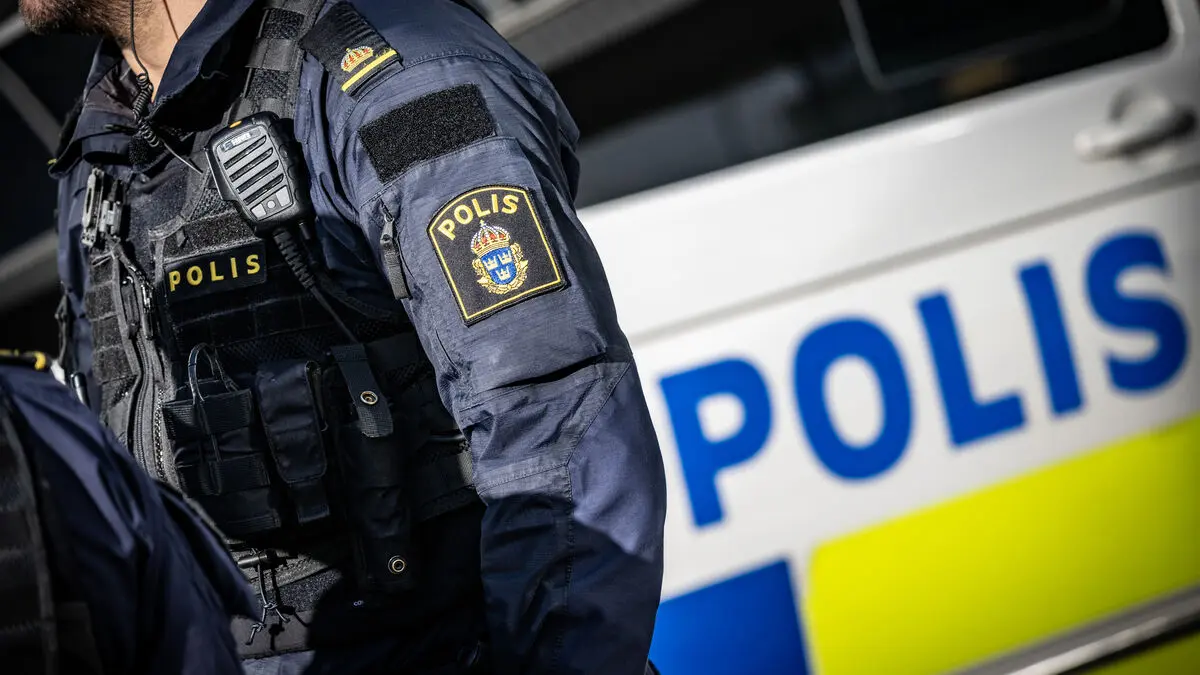 Suspected perpetrator dead after violent crime in Haninge home, woman seriously injured