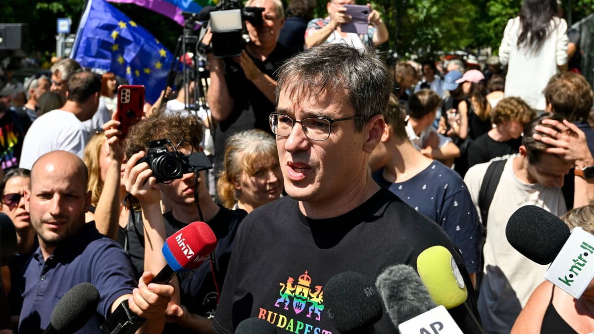 Hungarian mayor escapes prosecution over Budapest Pride parade