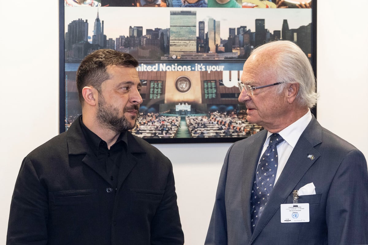 King Carl Gustaf Meets Zelenskyj in New York to Show Support