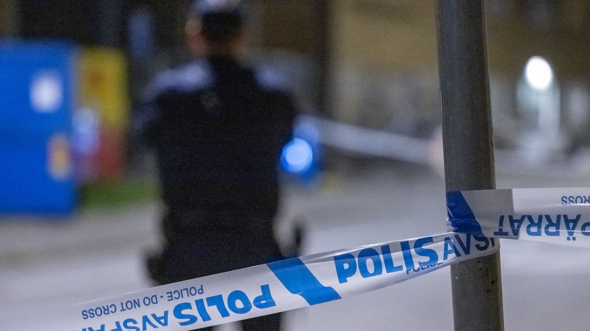 Explosion in Mellerud Apartment Building Stairwell