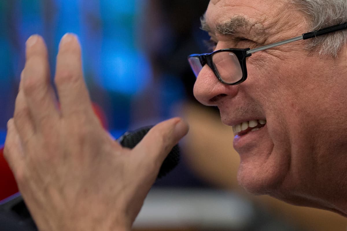 Prosecutor Seeks 15-Year Sentence for Ex-Spain Football Chief Villar