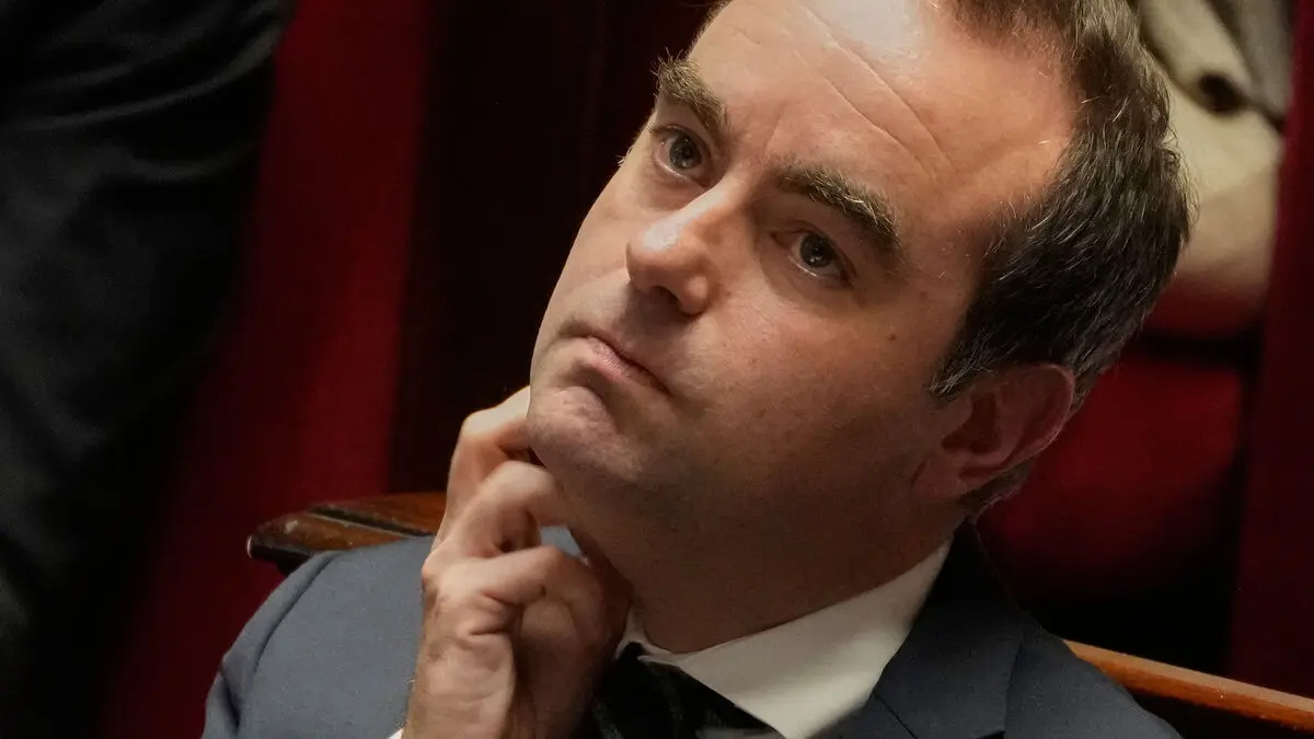 French budget for 2026 approved after Prime Minister Sébastien Lecornu survives two no-confidence votes