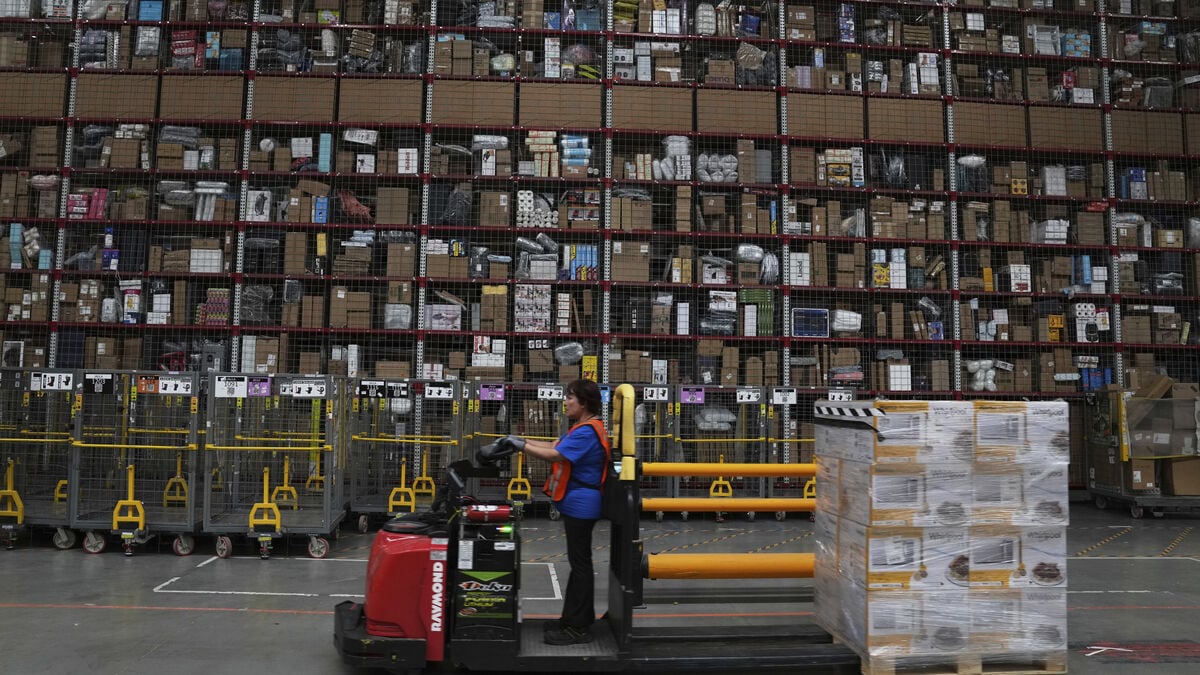 Amazon to receive $600 million in customs refunds after Trump tariff ruling