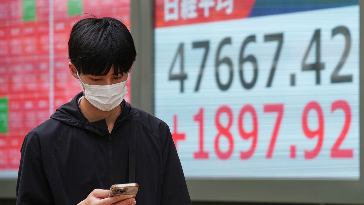 Tokyo Stock Exchange Hits New Record for Second Consecutive Day