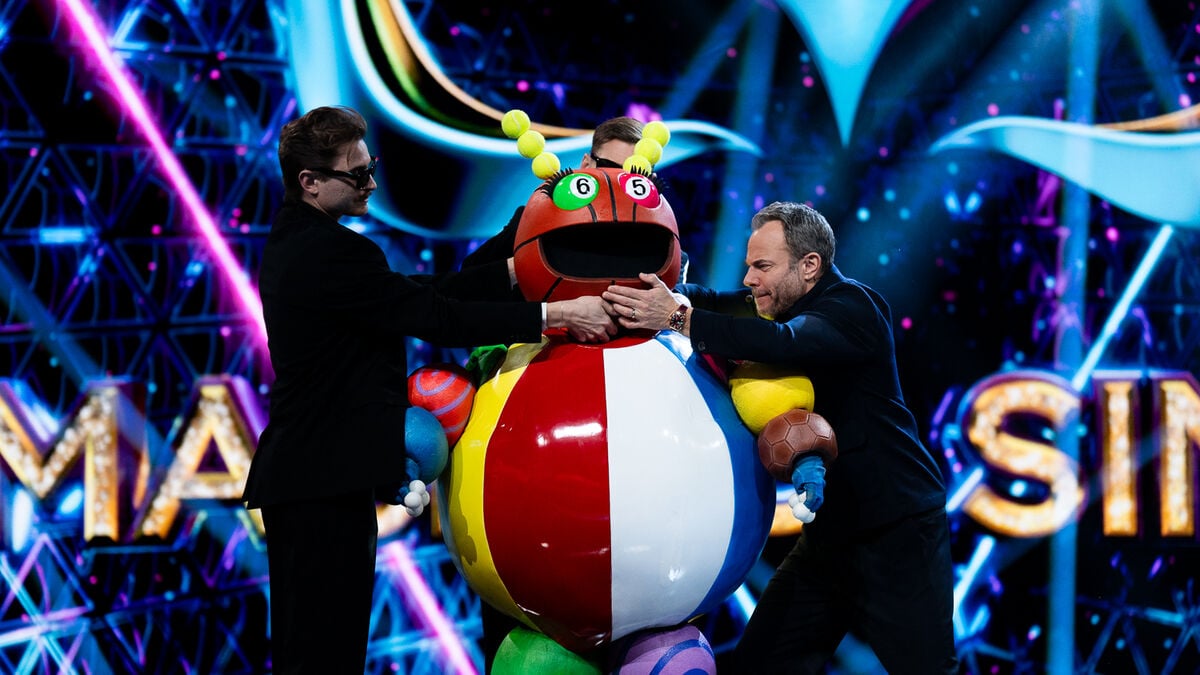 Crunch Ball revealed on Masked Singer as Anna Book