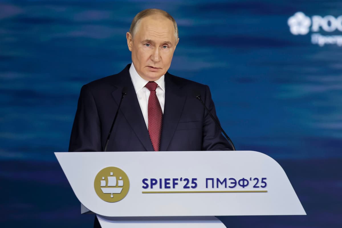 Putin Urges Action to Prevent Russian Recession Amid Economic Slowdown