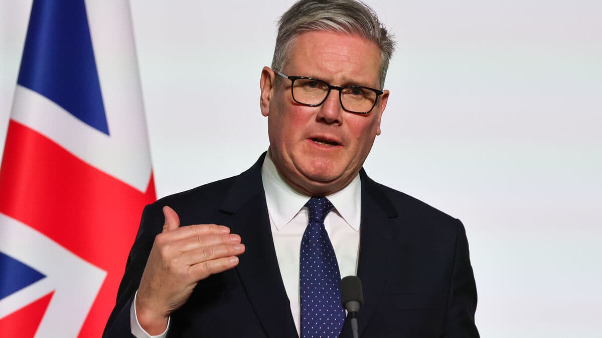 Starmer has no plans to speak to Putin