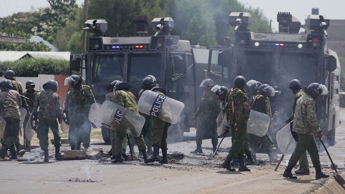 Man shot dead at Ebola protest in Kenya