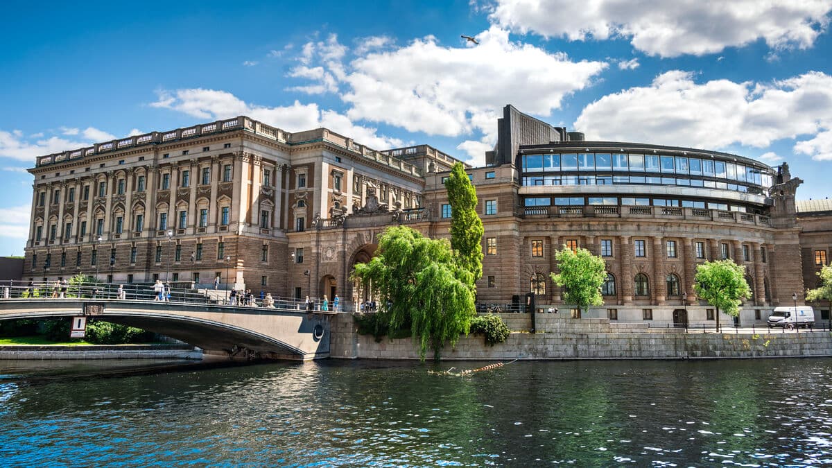 Swedish Parliament Approves Constitutional Amendments Strengthening Democracy