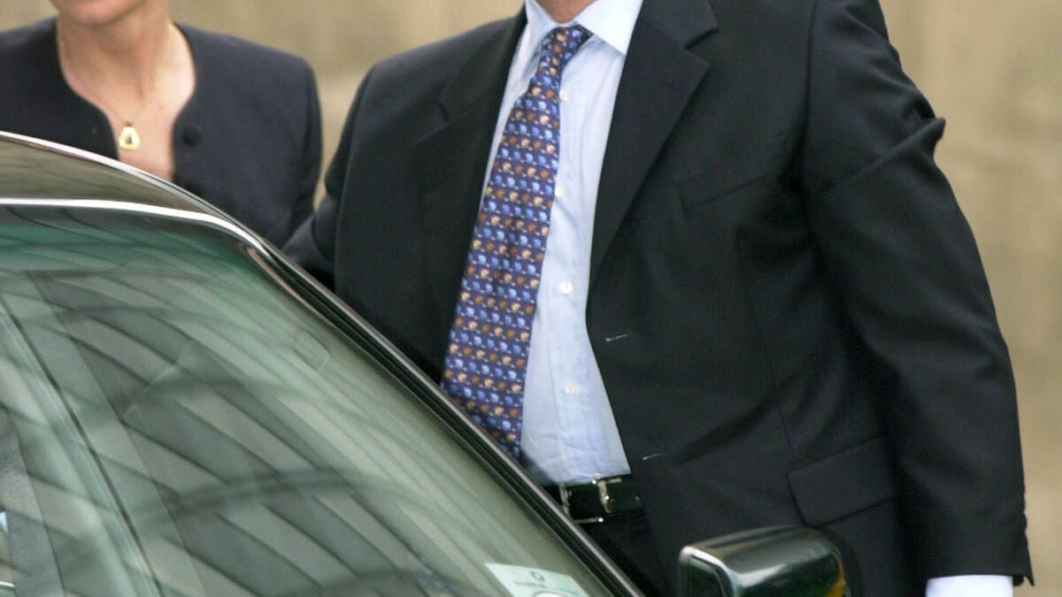 British Author and Former MP Jeffrey Archer Dies at 86