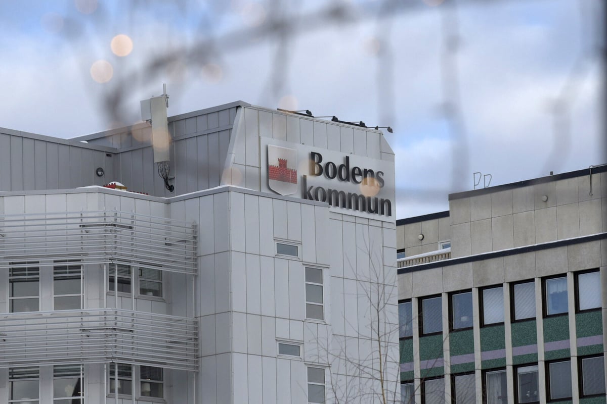 Convicted Politician Claes Nordmark May Receive 1.3 Million Kronor Support