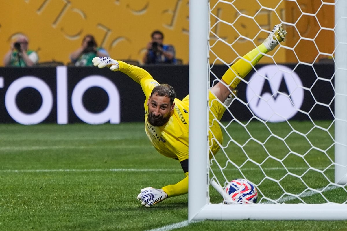 Manchester City Signs Gianluigi Donnarumma from PSG