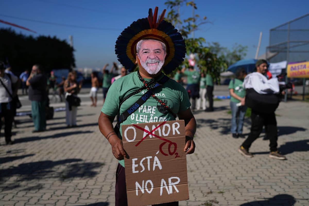 Amazon Oil Auction Sparks Protests Amid Environmental Concerns