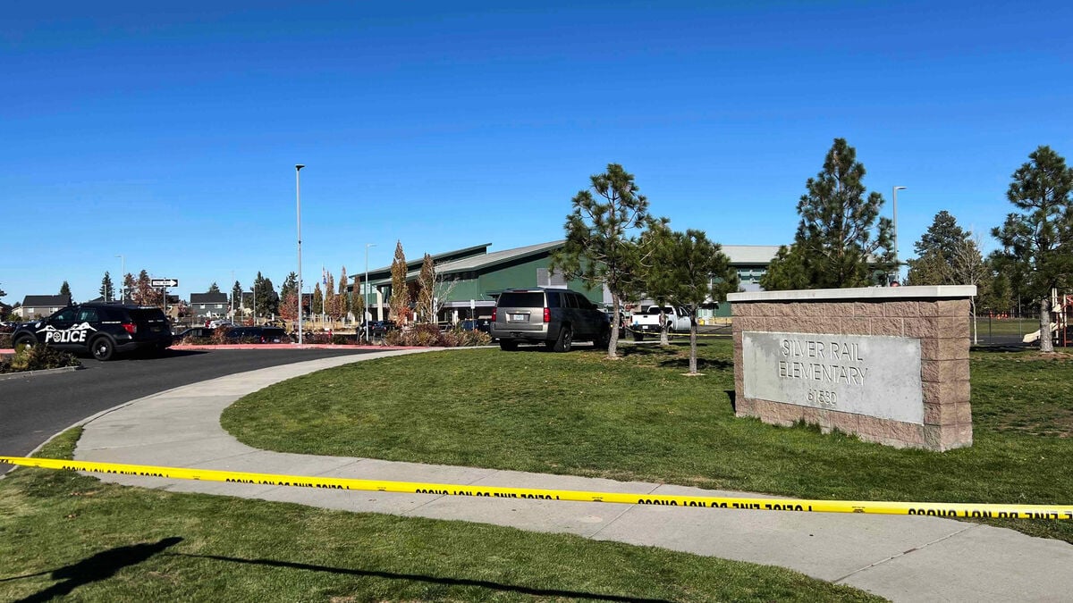 Children among at least two injured in shooting at Oregon middle school, police say