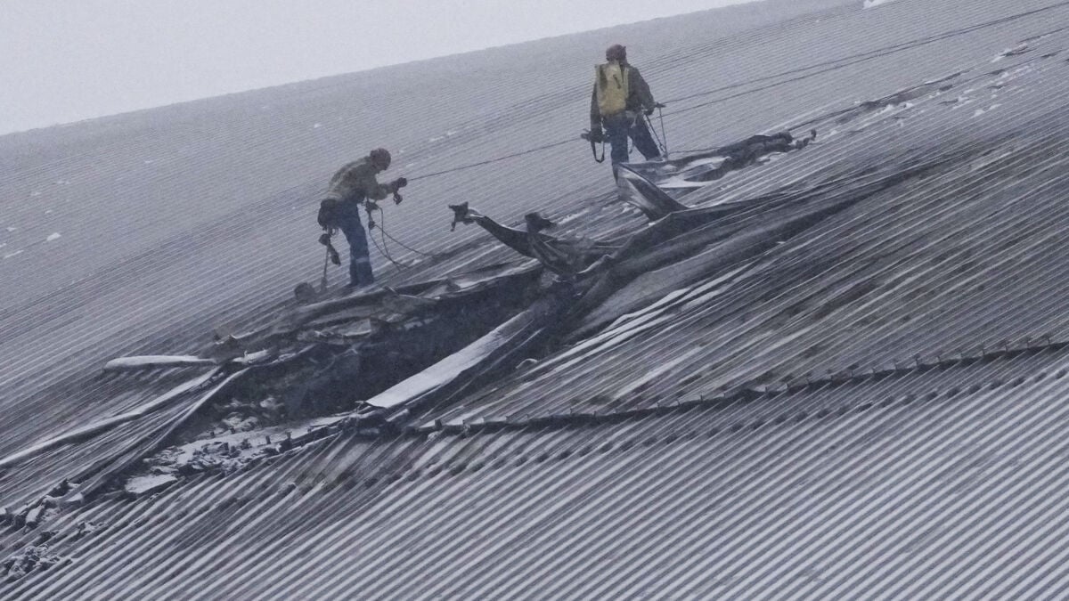 Chernobyl's radiation shield needs repair
