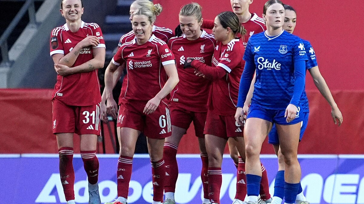 Swede Beata Olsson decides as Liverpool beat Everton 2-1 in FA Cup