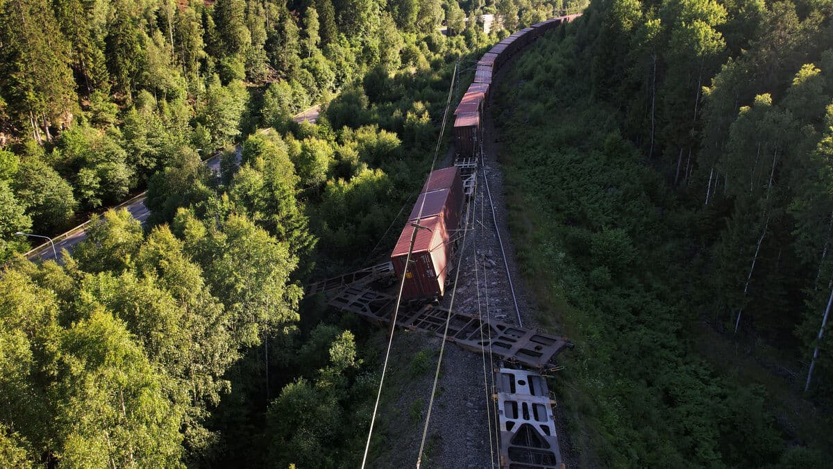 Train disruption between Gothenburg and Borås now expected to last until July 16